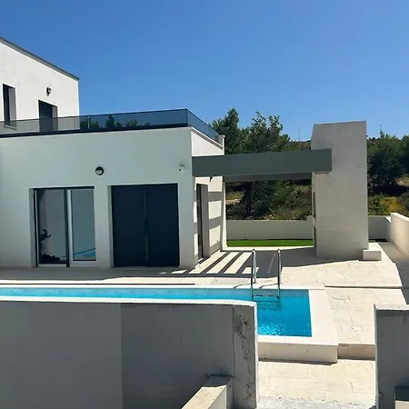 Villa Christian Luxusvilla Direkt Am Meer Rovanjska Exterior photo